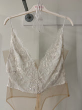 Load image into Gallery viewer, Daalarna &#39;RBL 750 Bodysuit &#39; wedding dress size-06 NEW
