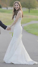 Load image into Gallery viewer, Ramona Keveza &#39;Wd10515&#39; wedding dress size-00 PREOWNED
