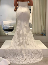 Load image into Gallery viewer, Sachin &amp; Babi &#39;Look 8&#39; wedding dress size-06 SAMPLE
