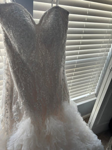 Allure Bridals 'Ariel' wedding dress size-18W PREOWNED
