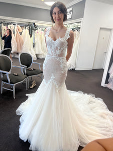 Netta Benshabu 'River' wedding dress size-04 PREOWNED