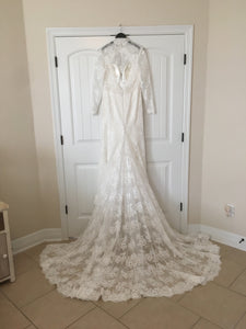 Anomalie 'Custom' wedding dress size-12 NEW