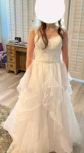 David's Bridal '10012546' wedding dress size-06 PREOWNED