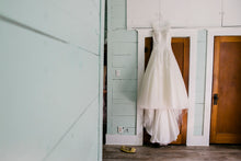 Load image into Gallery viewer, Justin Alexander &#39; 8630&#39; size 4 used wedding dress front view on hanger
