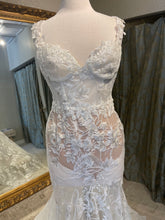 Load image into Gallery viewer, Galia lahav &#39;G302&#39; wedding dress size-06 NEW
