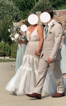 Load image into Gallery viewer, Watters &#39;Clementine 53711&#39; wedding dress size-08 PREOWNED
