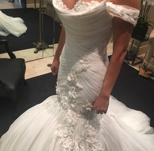 mark zunino 'Custom Gown' wedding dress size-00 PREOWNED