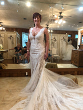Load image into Gallery viewer, Casablanca &#39;ZXD6627&#39; wedding dress size-12 NEW

