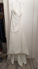 Load image into Gallery viewer, Sophia Moncelli &#39;N/A&#39; wedding dress size-08 PREOWNED
