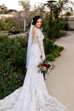 Load image into Gallery viewer, Martina Liana &#39;1111&#39; wedding dress size-06 PREOWNED
