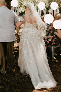 David's Bridal 'GALINA SIGNATURE SWG834' wedding dress size-12 PREOWNED