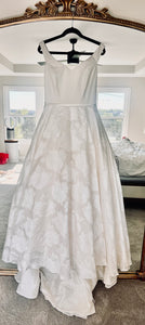 sassi holford 'Custom Sassi Holford' wedding dress size-20 NEW