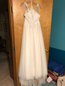 Watters 'Willowby' size 2 new wedding dress front view on hanger