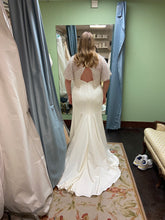 Load image into Gallery viewer, Jenny Yoo &#39;Shipley Gown #54683669&#39; wedding dress size-16 NEW
