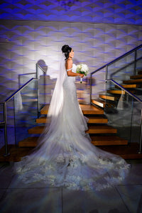 Calla Blanche 'Farrah' wedding dress size-06 PREOWNED