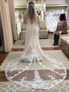 Stella York '6574' size 12 new wedding dress back view on bride