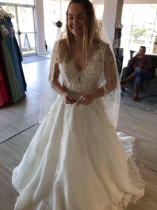 Mori Lee 'Kelly ' wedding dress size-10 PREOWNED