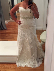 Essense of Australia 'D1617' size 16 new wedding dress front view on bride