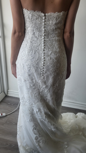 Pronovias 'Aegir' wedding dress size-08 NEW
