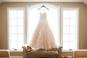 Allure '2701' wedding dress size-06 PREOWNED