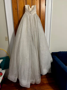 Lazaro 'Michelle Arniella-Cole' wedding dress size-08 PREOWNED