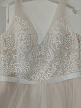 Load image into Gallery viewer, Galina &#39;Tulle Tank V-Neck&#39; size 10 new wedding dress front view close up
