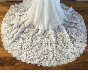 Allure Bridals 'C261' size 6 sample wedding dress view of train