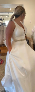 Morilee '5875' wedding dress size-12 NEW