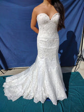 Load image into Gallery viewer, House of Wu &#39;15642&#39; wedding dress size-10 NEW
