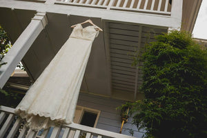Catalina Hartard 'Oui Novias Daniela' size 2 used wedding dress front view on hanger