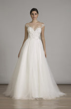 Load image into Gallery viewer, Lian Carlo &#39;6839&#39; size 14 new wedding dress front view on model
