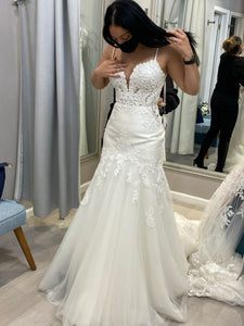 Martina Liana '906 ' wedding dress size-04 NEW