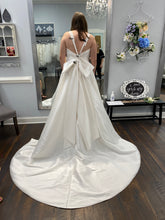 Load image into Gallery viewer, Morilee &#39;Amy #5875&#39; wedding dress size-12 NEW
