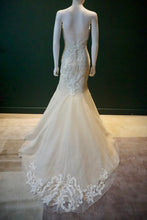 Load image into Gallery viewer, Ines Di Santo &#39;Elisavet&#39; wedding dress size-04 SAMPLE

