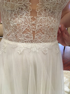Maggie Sottero 'Greta' wedding dress size-06 NEW