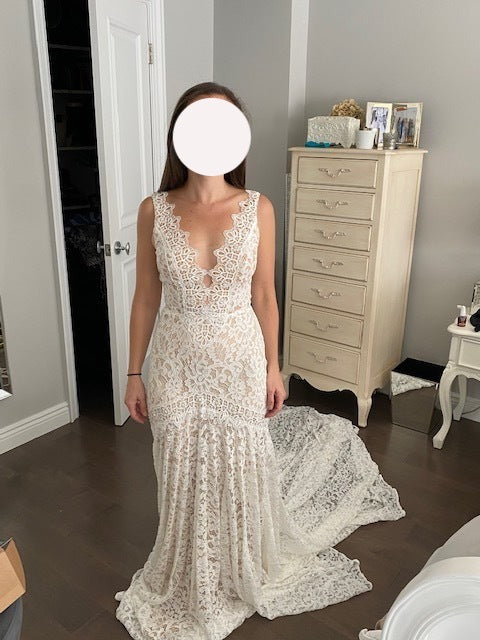 Rish Bridal 'Nina' wedding dress size-02 NEW