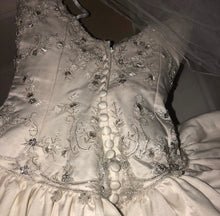 Load image into Gallery viewer, Amalia Carrara &#39;Beaded&#39; size 0 used wedding dress back view of dress
