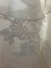 Load image into Gallery viewer, Watters &#39;2011&#39; size 0 used wedding dress close up of fabric
