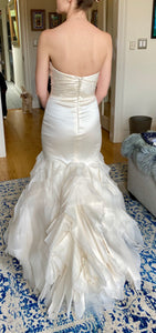 Vera Wang 'Ethel' wedding dress size-02 PREOWNED