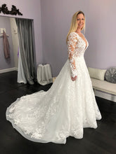 Load image into Gallery viewer, Kitty Chen &#39;Keisha&#39; wedding dress size-06 PREOWNED
