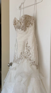 Allure Bridals '8815' wedding dress size-02 SAMPLE