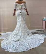 Load image into Gallery viewer, Studio Levana &#39;Sean&#39; wedding dress size-18 NEW

