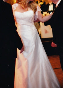 Romona Keveza 'L197' wedding dress size-12 PREOWNED