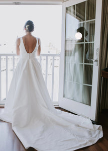 Stella York '6758' size 8 used wedding dress back view on bride
