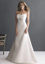 Load image into Gallery viewer, Allure &#39;Romance&#39; size 10 used wedding dress front view on model
