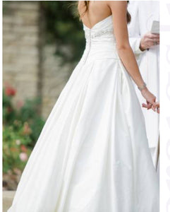 Paloma Blanca '4203' size 8 used wedding dress back view on bride