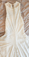 Load image into Gallery viewer, Pronovias &#39;Epico&#39; wedding dress size-04 PREOWNED

