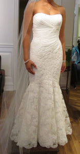 Enzoani 'Casablanca' size 6 new wedding dress front view on bride