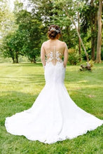Load image into Gallery viewer, Truong Thanh Hai &#39;White Mermaid&#39; size 0 used wedding dress back view on bride
