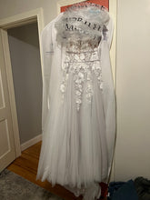 Load image into Gallery viewer, Mori Lee &#39;Rosa&#39; wedding dress size-08 NEW
